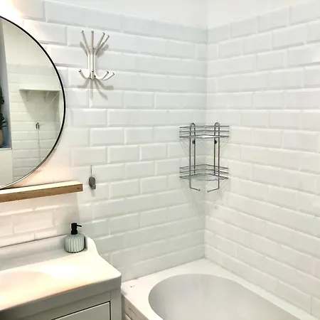 Apartment Unique Design Flat At Downtown